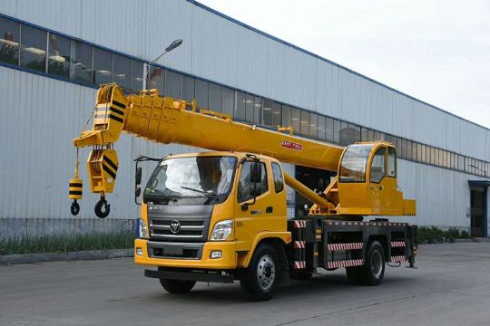 點擊查看詳細信息<br>標(biāo)題：16噸福田汽車吊 閱讀次數(shù)：1384